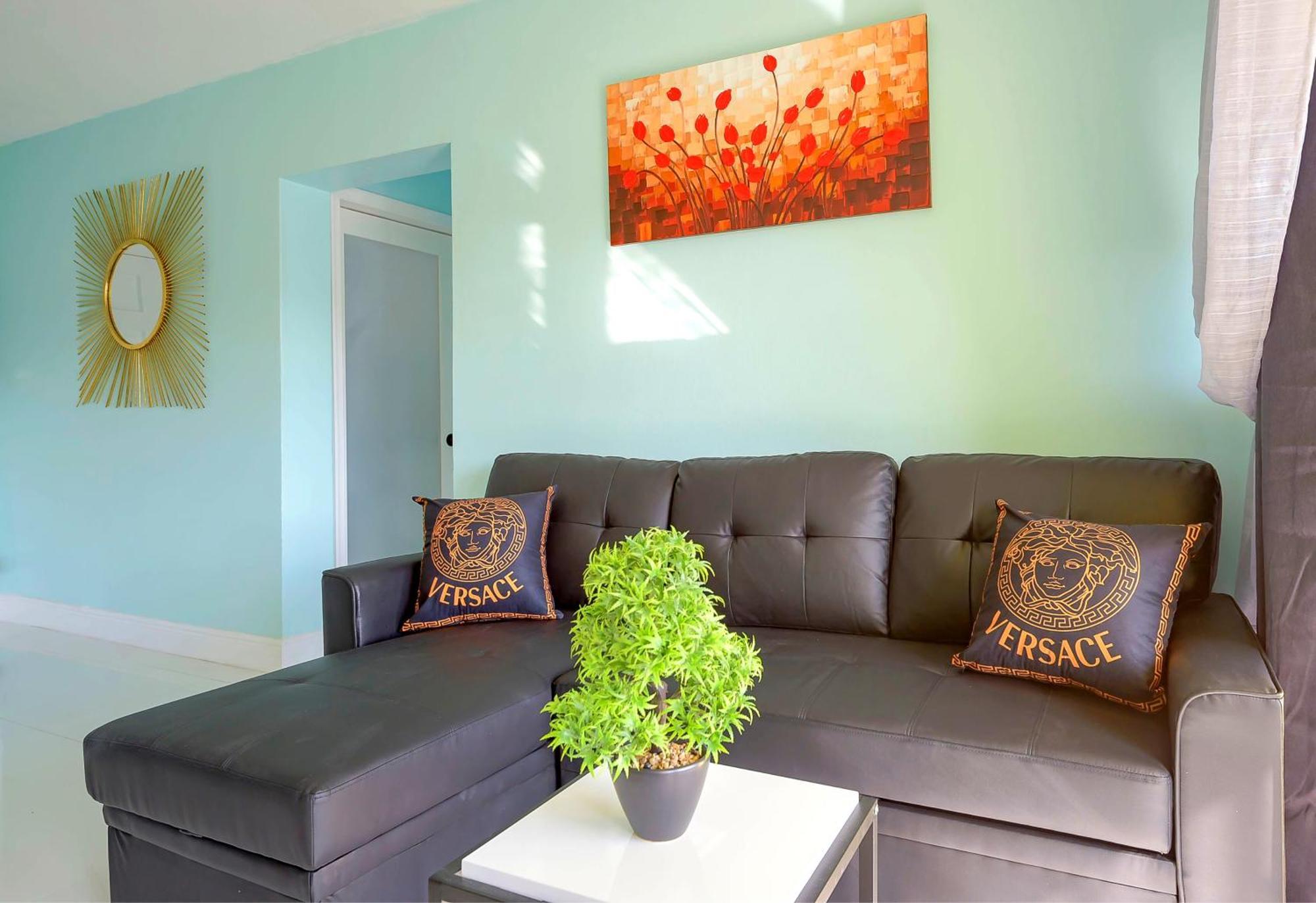 Lovely Apartment Near Beach, Downtown, 24H Security, Pool Nassau Luaran gambar